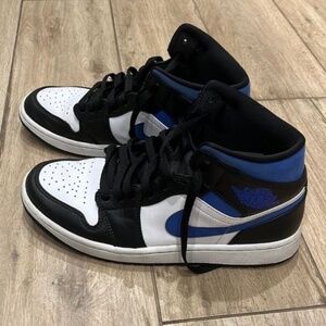 Jordan 1s - women's